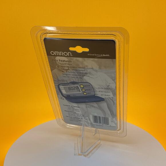 Copied - Omron Pedometer - Track Steps Without a Smartphone! - Picture 15 of 16